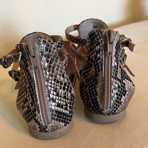 Mia Reptile Gladiator Style Sandals - Picture 3 of 5